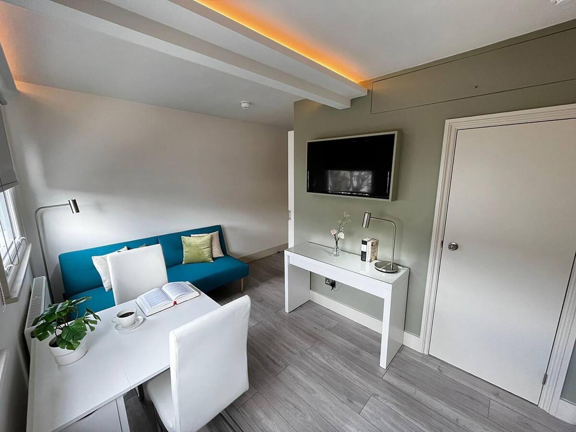 Apt 11 Seaside Serenity Chic Studio Steps To Beach Brighton Екстериор снимка